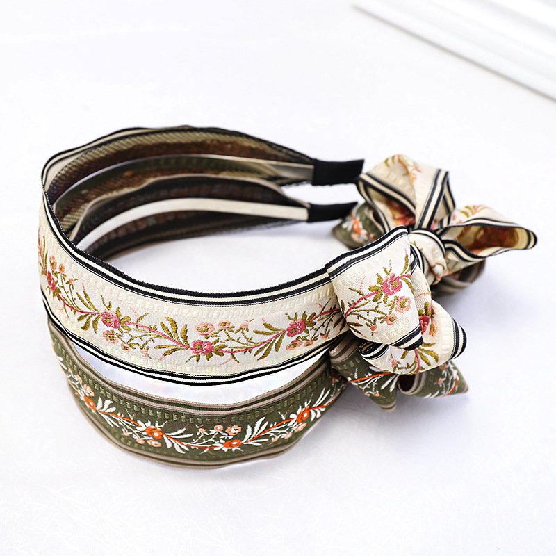 Wykwintny Retro etniczny haft  – Embroidery Knot recenzja i cena